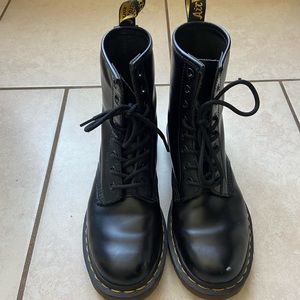 DOC MARTENS! Black leather high boot! Little scuff but hardly worn! US 8 womens